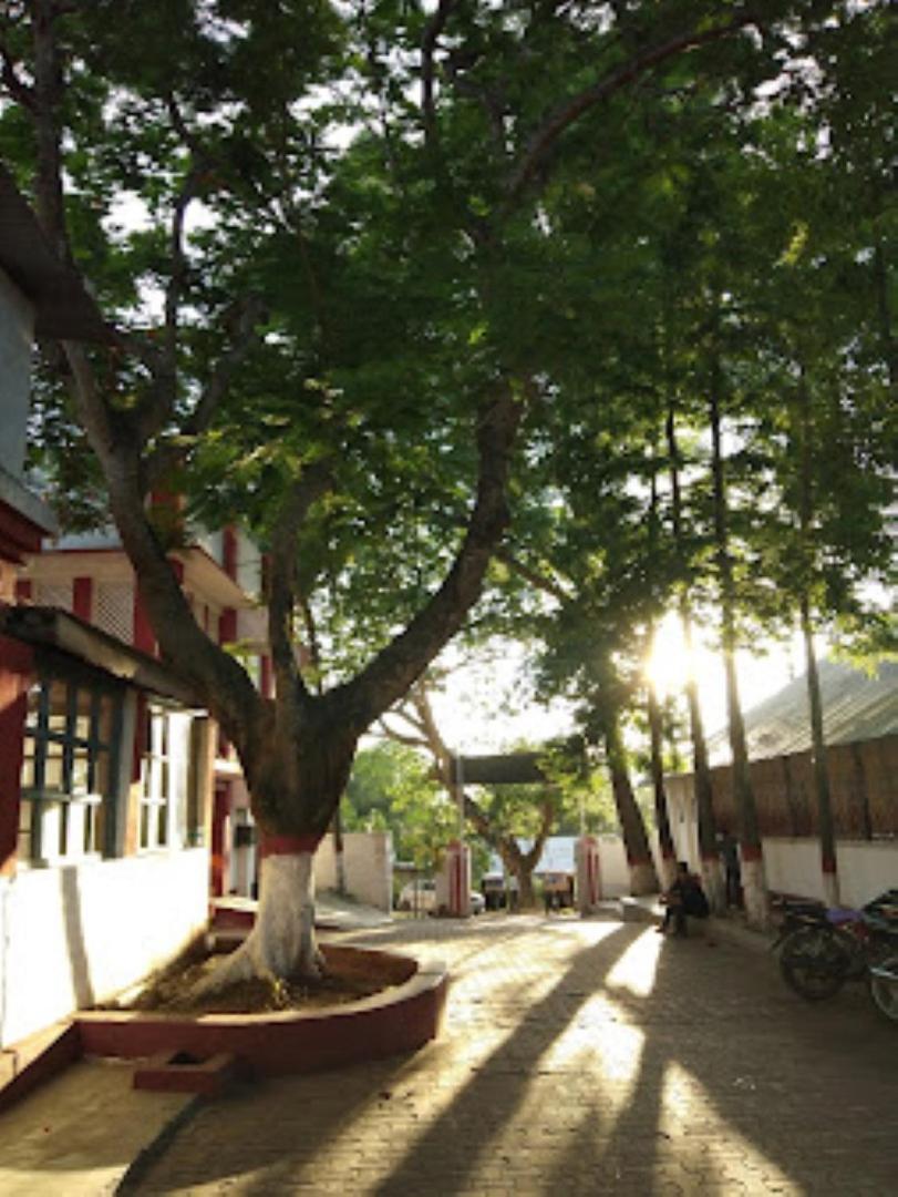 Hotel Nilamber By Grb Lumding المظهر الخارجي الصورة